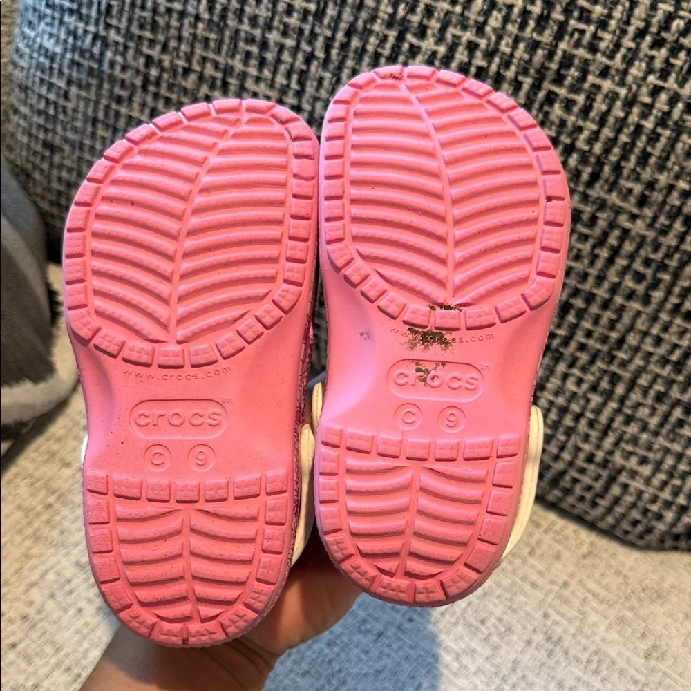 Pre-loved sanrio hello kitty and friends crocs